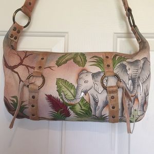 Elephant design shoulder bag